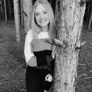 Meet your Posher, Amy